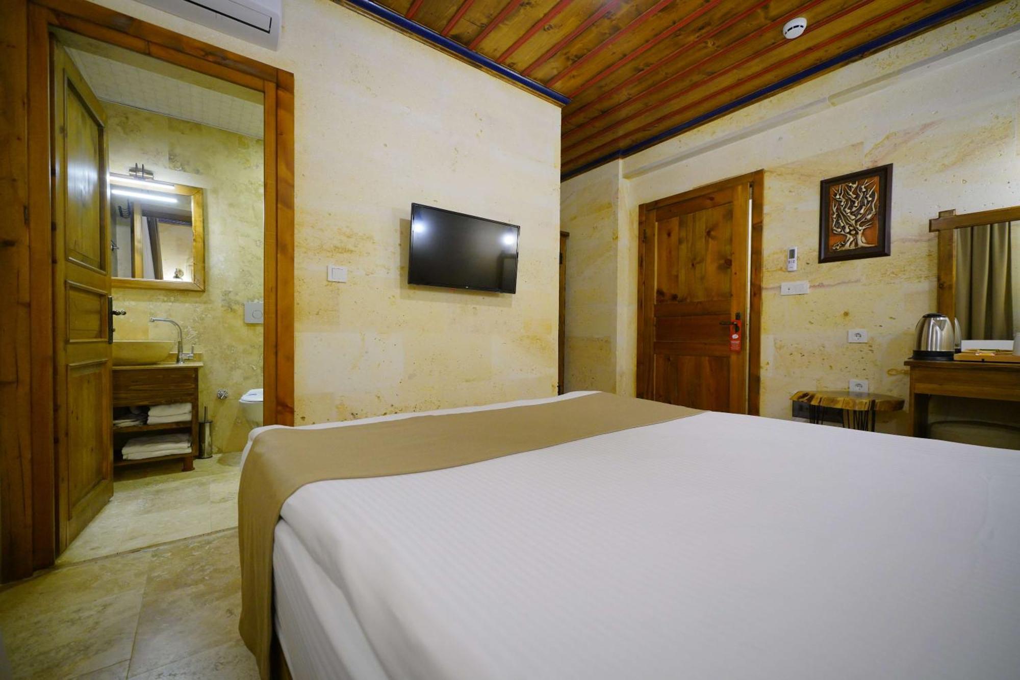 Enjoy Stone Hotel Гореме Экстерьер фото